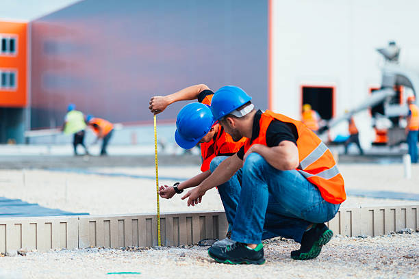 Best Custom Concrete Contractor  in Glendale, WI